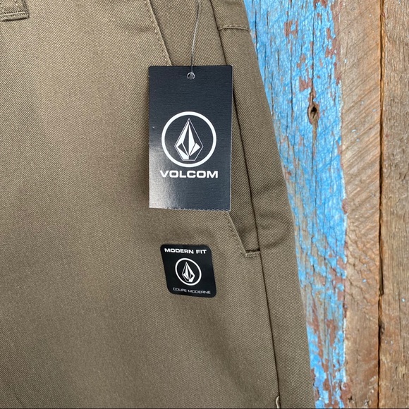 Volcom Brown Monty Modern Fit Shorts - Picture 3 of 7